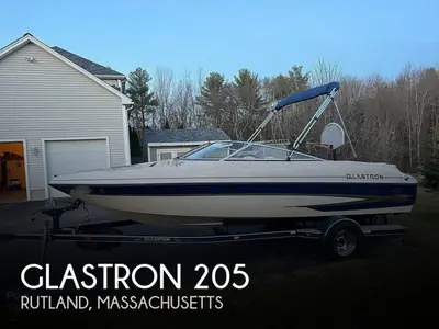 2002 Glastron GX-205