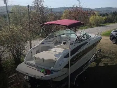 2004 Crownline 250 CR