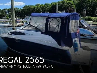 2008 Regal 2565 Window Express