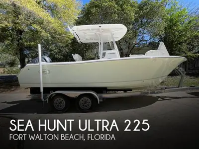 2016 Sea Hunt Ultra 225