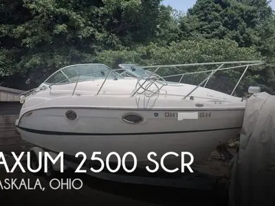 2003 Maxum 2500