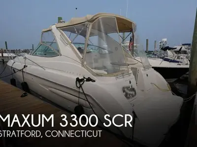 2001 Maxum 3300 SCR