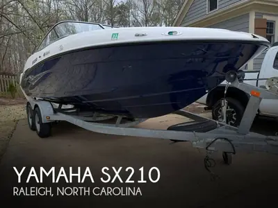 2011 Yamaha SX210