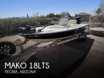 2014 Mako INSHORE 18 LTS
