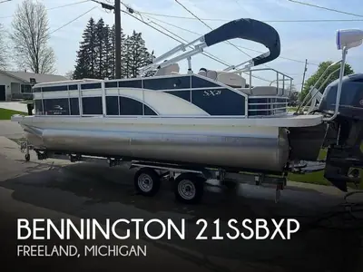 Bennington Pontoons 21 SSBXP