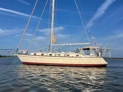 Island Packet 440