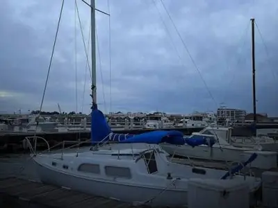 Coronado 25