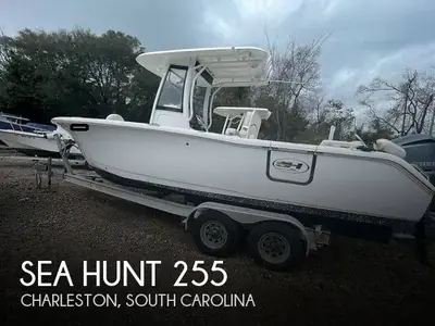 2019 Sea Hunt Ultra 255 SE