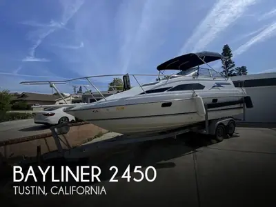 1987 Bayliner Corp 2450 SUNBRIDGE