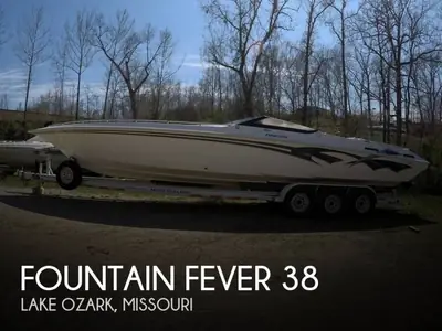Fountain Powerboats 38 FEVER