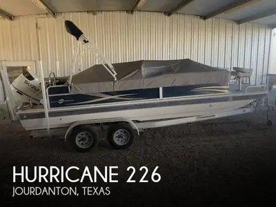 Hurricane FUN DECK 226 F
