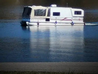2000 Sun Tracker PARTY CRUISER 32