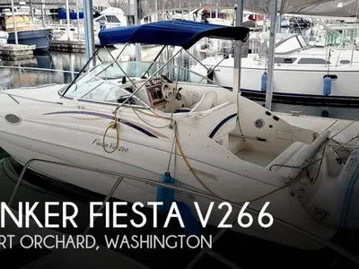 1998 Rinker FIESTA VEE 266