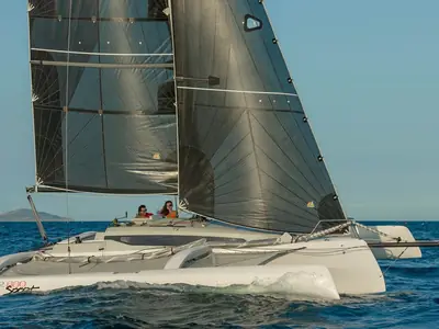 Corsair 880 Sport