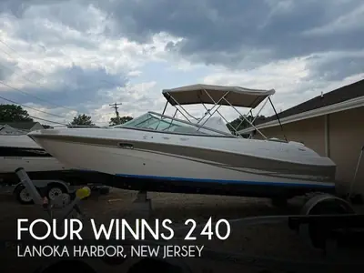 2003 Four Winns 240 HORIZON