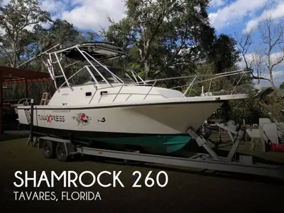 1999 Shamrock 260 EXPRESS