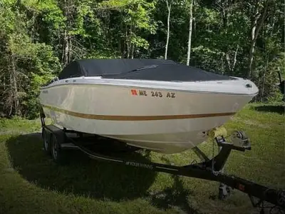 2018 Four Winns H210