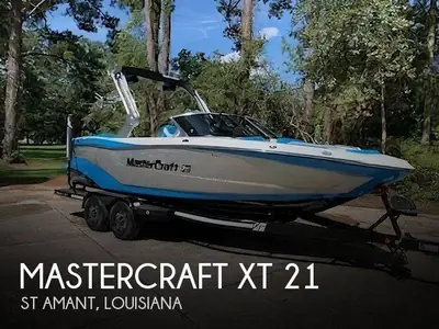 2019 MasterCraft XT21