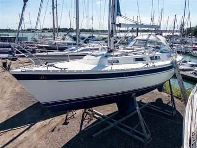 1995 Hallberg-Rassy 31