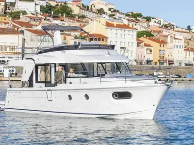  Beneteau Swift Trawler 41 Fly
