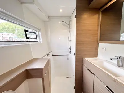 Lagoon 40