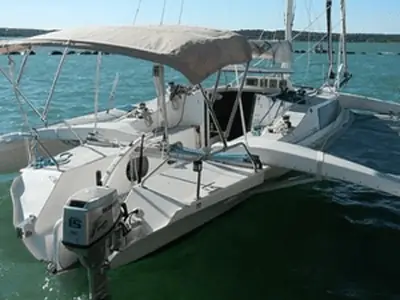 2001 Corsair F28R