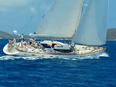 Oyster 82
