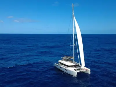 Lagoon 620