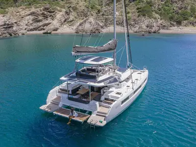 Lagoon 51