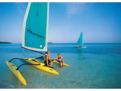 2011 Windrider 16
