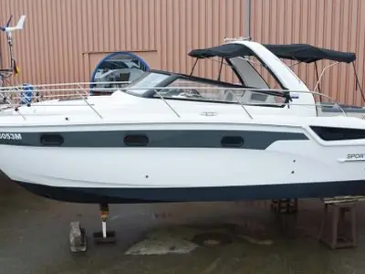 Bavaria 300