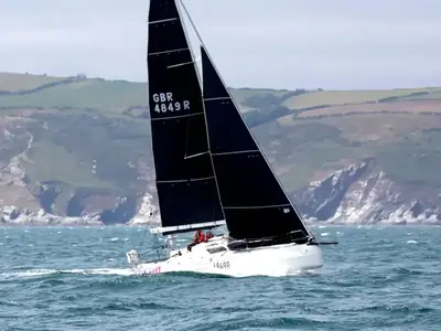 Jeanneau Sun Fast 3300