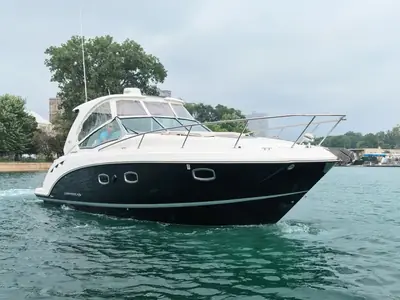 Chaparral 330 Signature
