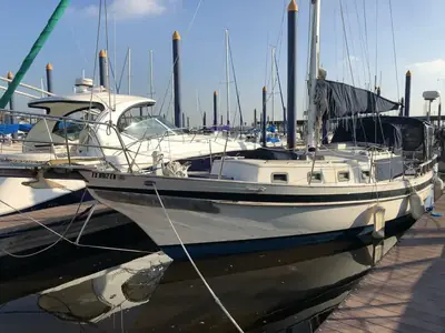 Tayana /Ta Yang 36 MARINER