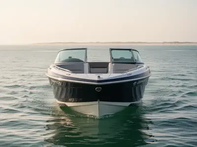 2022 Crownline E215 XS