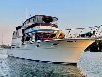 Californian COCKPIT MOTOR YACHT