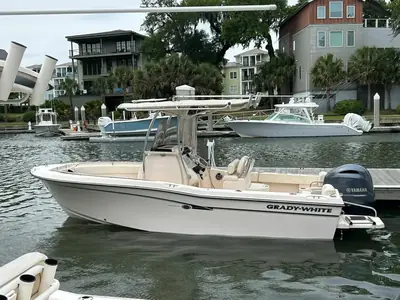 2014 Grady White 209 FISHERMAN