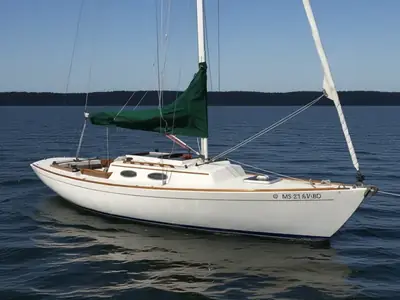 1995 Alerion Express 28