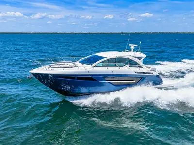 2020 Cruisers 50 Cantius