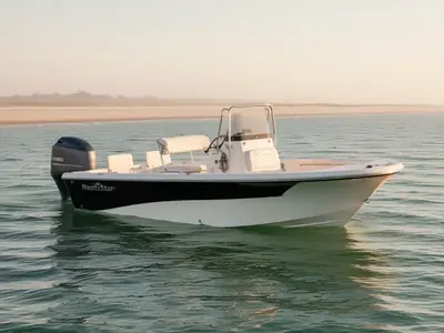 Nautic Star 2110 SE NAUTIC BAY