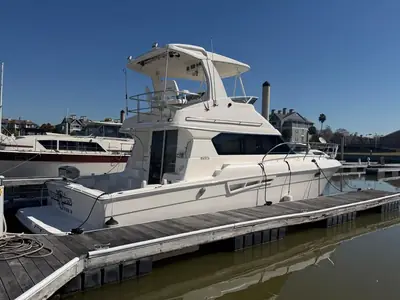 2001 Silverton 42 Convertible