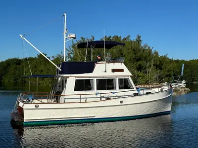 Grand Banks 32