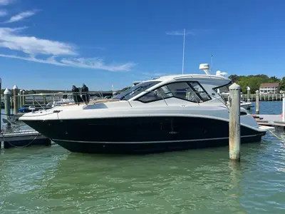 2018 Sea Ray 350 Sundancer Coupe