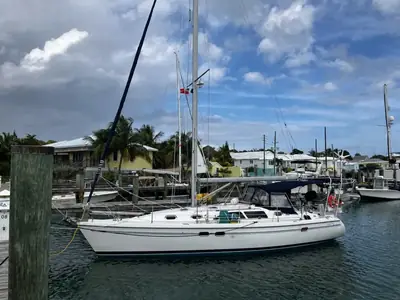 Catalina 387