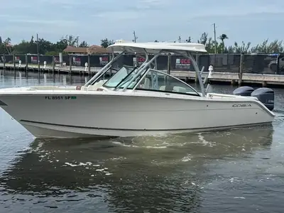 2020 Cobia 280 Dual Console