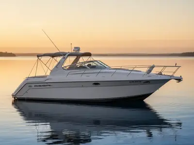 Regal 402 Commodore