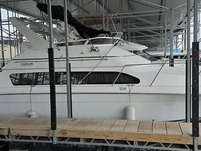 2002 Carver 380 SANTEGO SE