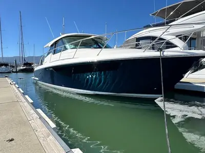 Tiara 43 LE
