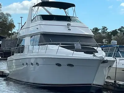 1998 Carver 530 VOYAGER PILOTHOUSE