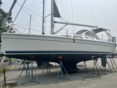 2007 Hunter 38